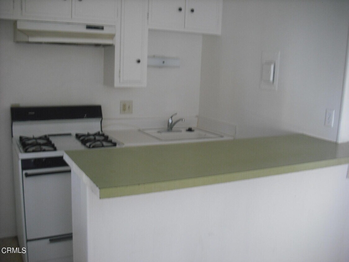 Foto del edificio - 1920 N H St