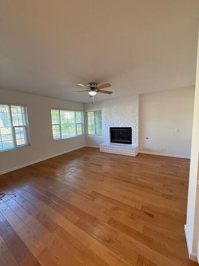 Foto del edificio - Poway Home with Pool/Spa