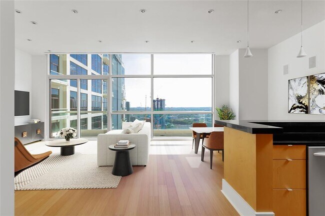 Foto del edificio - 555 E 5th St.