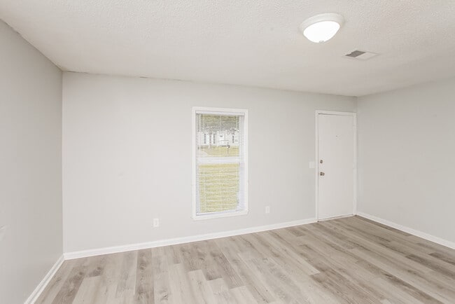 Foto del edificio - 524 Parlock Rd