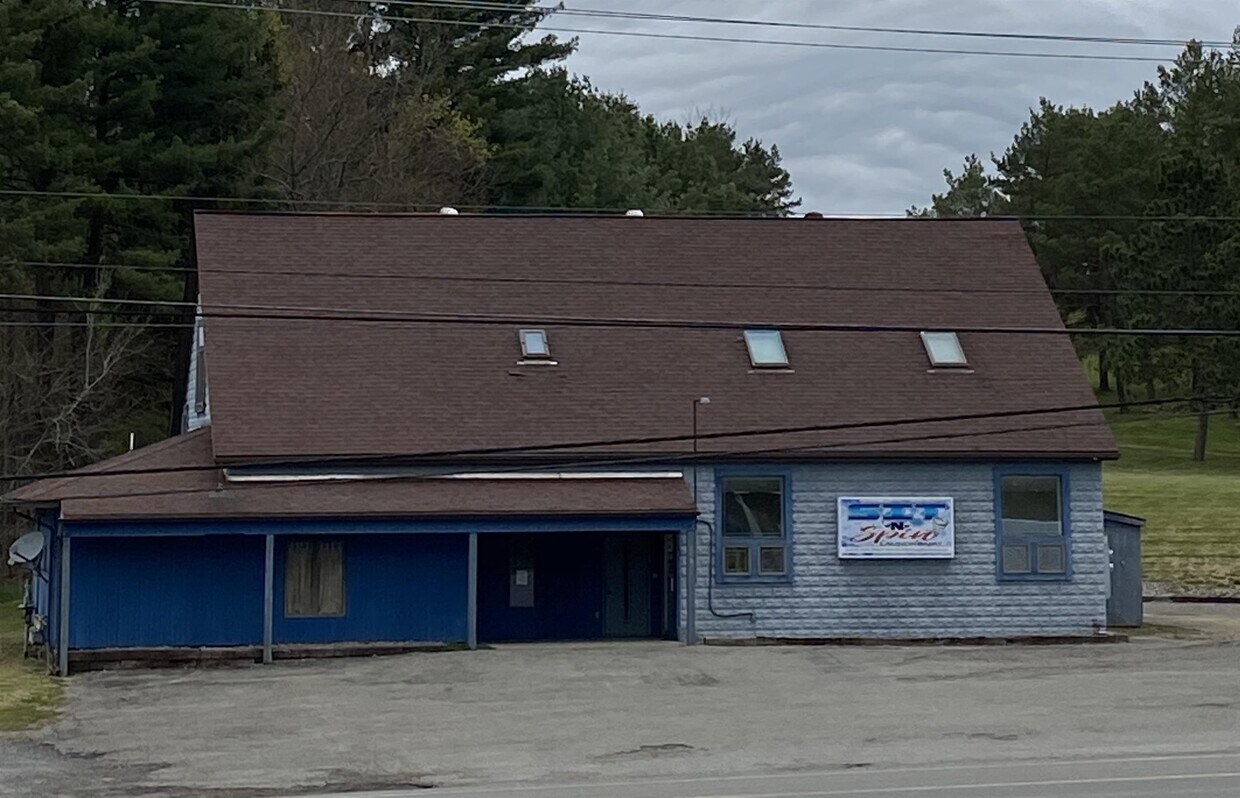 Primary Photo - 15873 Rte 322