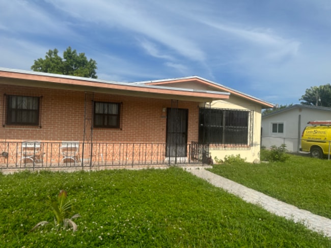 Building Photo - 12041 NW 22nd Pl