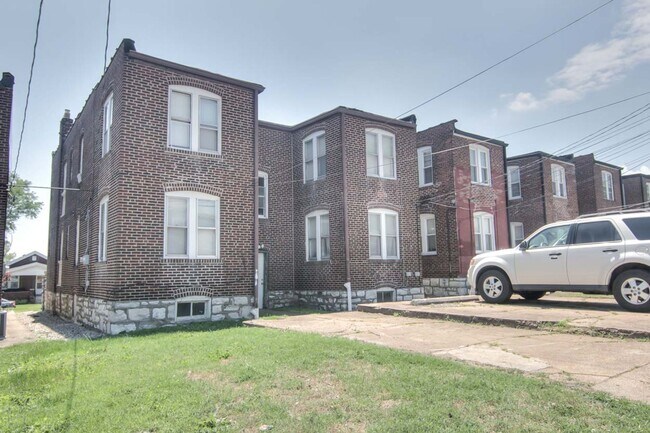 Foto del edificio - 4153 Potomac St