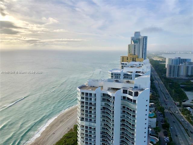 Foto del edificio - 16699 Collins Ave