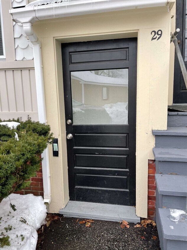 29 Federal St Unit 5, Concord, NH 03301 Apartment for Rent in Concord
