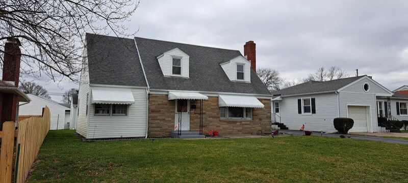 Primary Photo - 961 Glenmore Ave