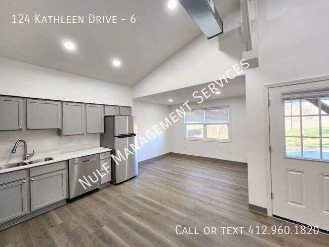 Building Photo - 124 Kathleen Dr