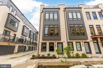 Building Photo - 2602 Connecticut Ave NW