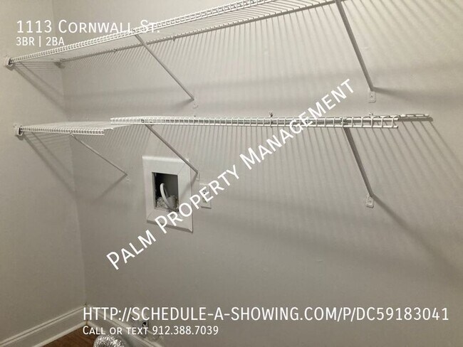 Building Photo - 1113 Cornwall St