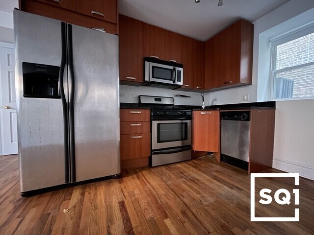 Building Photo - 4455 N Campbell Ave