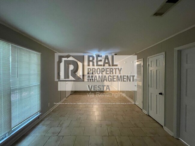 Foto del edificio - 247 Riley Ave