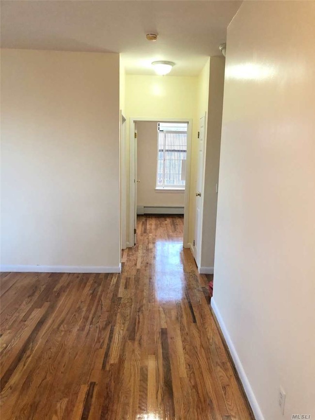 Building Photo - 789 Belmont Ave