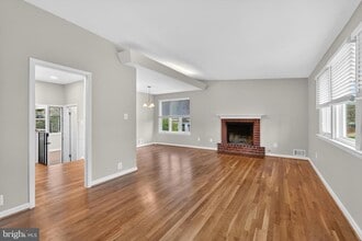 Building Photo - 4625 Strathblane Pl