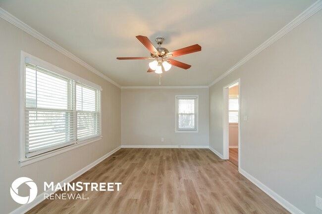 Building Photo - 112 Rand Cir