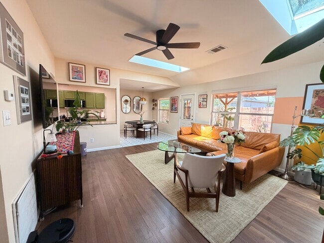 Building Photo - 11728 Maybach Dr
