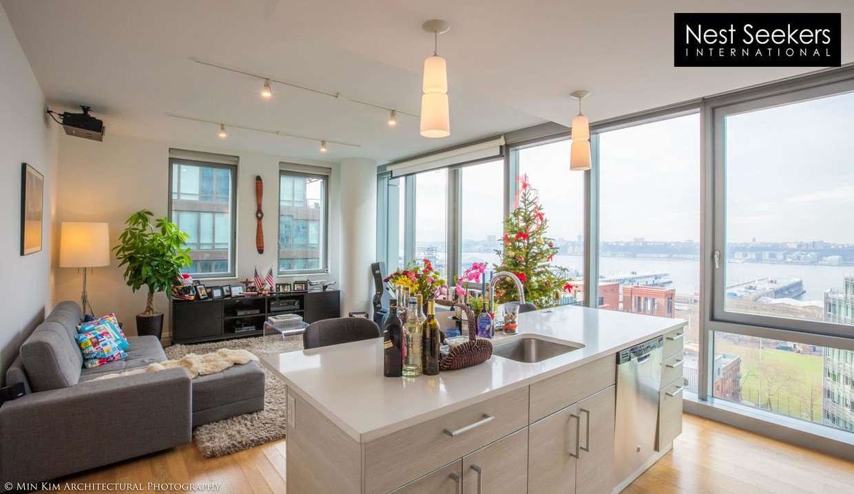 Foto principal - 555 West 53rd Street
