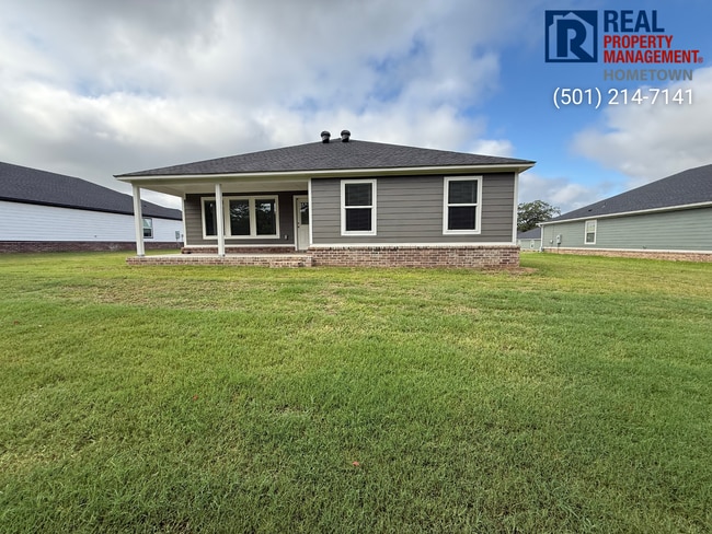 Building Photo - 4340 Sloan Dr