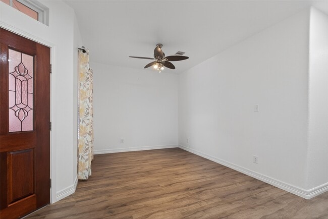 Foto del edificio - 1314 Glenwood Canyon Ln