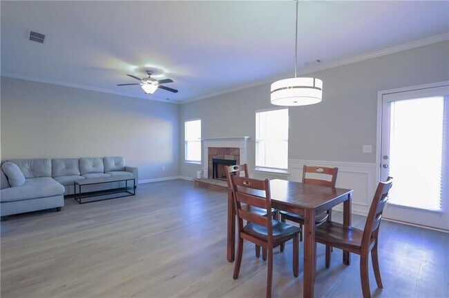 Foto del edificio - 225 Eva Way