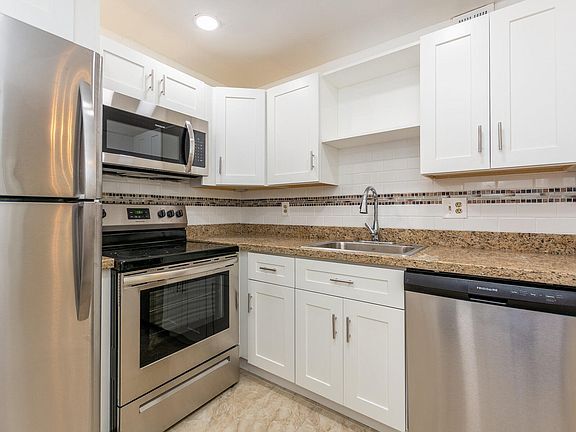 Foto del edificio - 620 NW 13th St