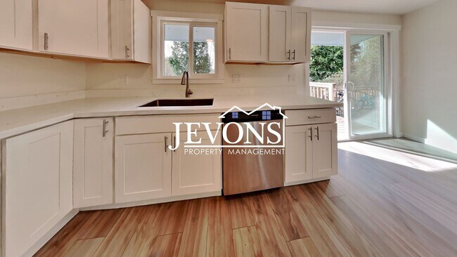 Foto del edificio - 19019 SE 164Th St Renton, WA 98058