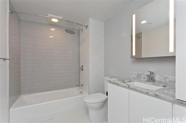 Building Photo - 987 Queen St