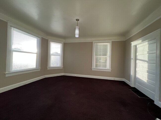 Living room new light fixture - 732 E St