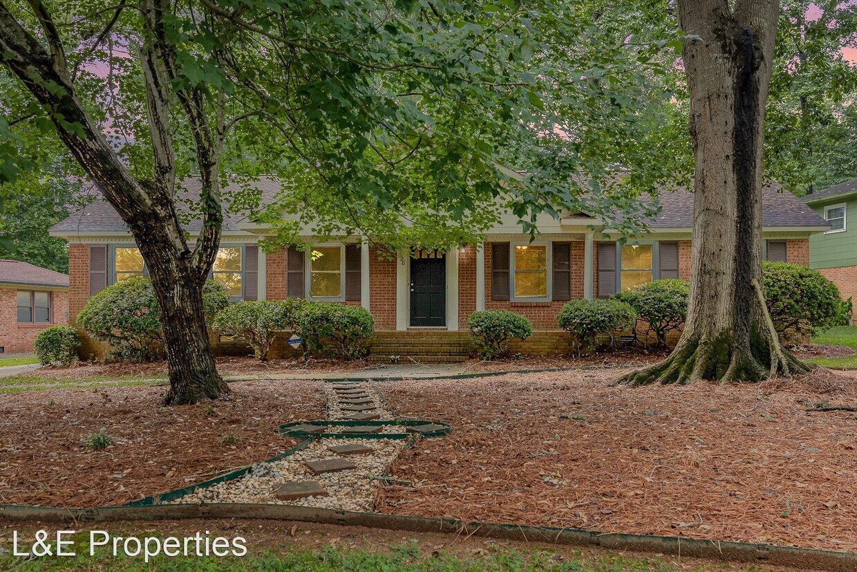 Primary Photo - 3 br, 2 bath House - 120 Old Mine Road