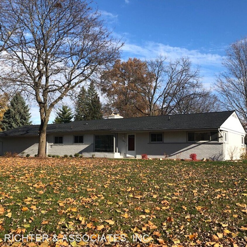 Primary Photo - 3 br, 2 bath House - 7451 CORNWALL CT.