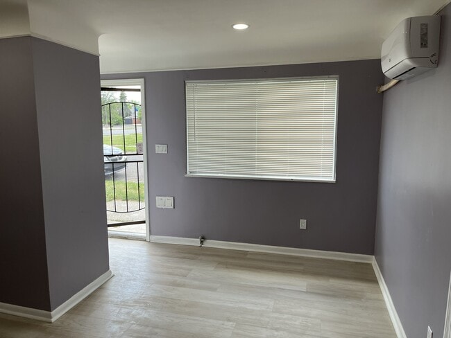 Building Photo - 15236 Tireman Ave