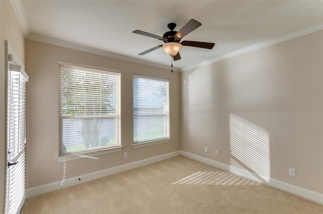 Foto del edificio - 4144 Boardwalk Blvd