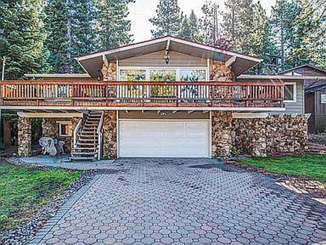 Building Photo - Tahoe Luxury Living: 4-Bedroom Gem in Skyl...