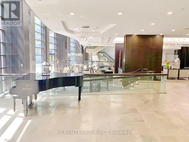 Photo du bâtiment - 33-2633 Sheppard Ave E