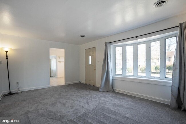 Building Photo - 7709 Ravine Dr