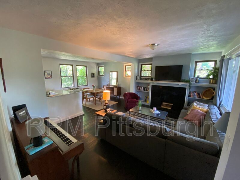 Primary Photo - 206 Pinecastle Ave