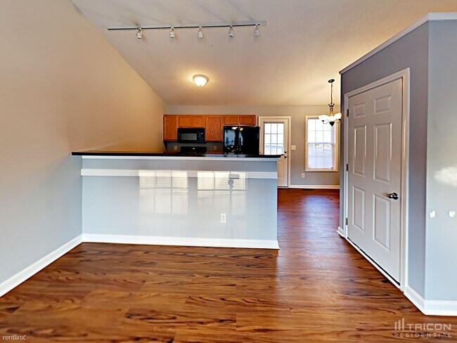 Building Photo - 54 Thorn Thicket Dr