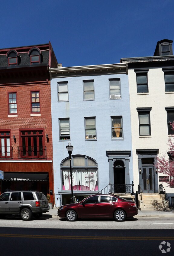 Foto principal - 108 W Saratoga St