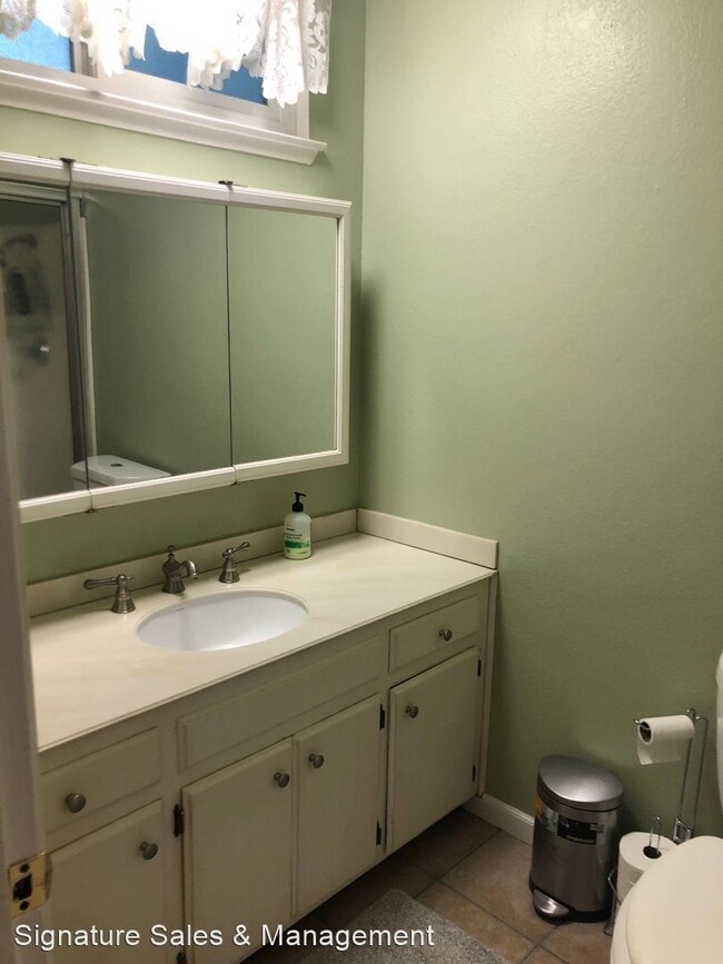 Building Photo - 3 br, 2 bath House - 1706 Quail Circle