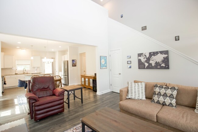 Foto del edificio - "Spacious 4 Bed, 2.5 Bath Rental in Vass, ...