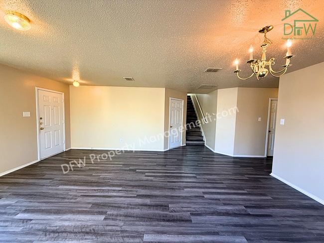 Building Photo - 2-Story 4 BR Home with Large Backyard & Game Room