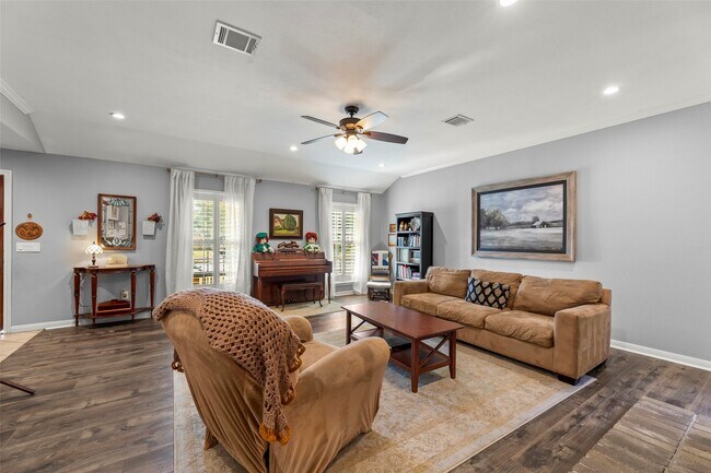 Foto del edificio - 9418 Wandsworth Dr