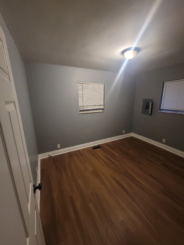 Building Photo - 1068 Willow Dr