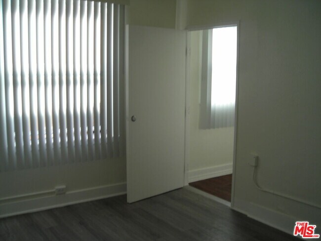 Foto del edificio - 729 S Union Ave