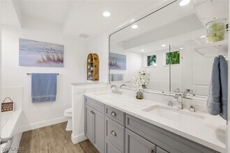 Building Photo - 790 Willowbrook Dr