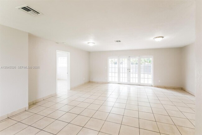 Building Photo - 4115 NW 185th St