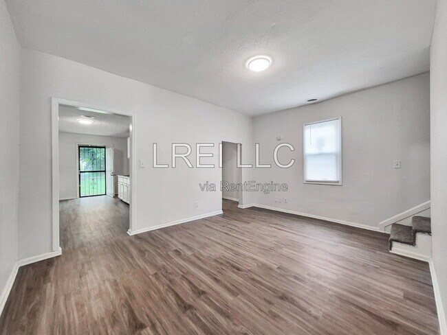 Foto del edificio - 1710 Gallagher St