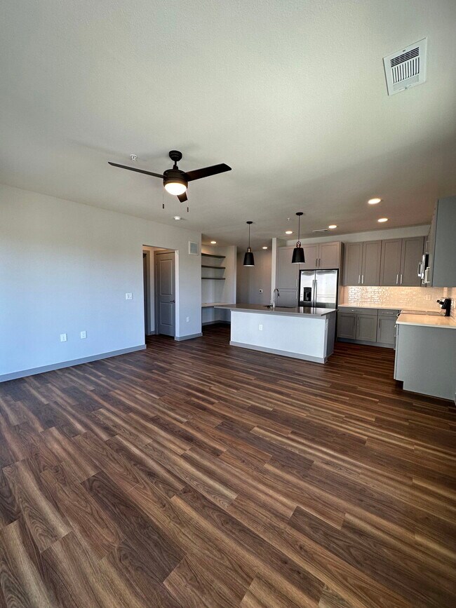 Foto del edificio - 632 Haversham Dr