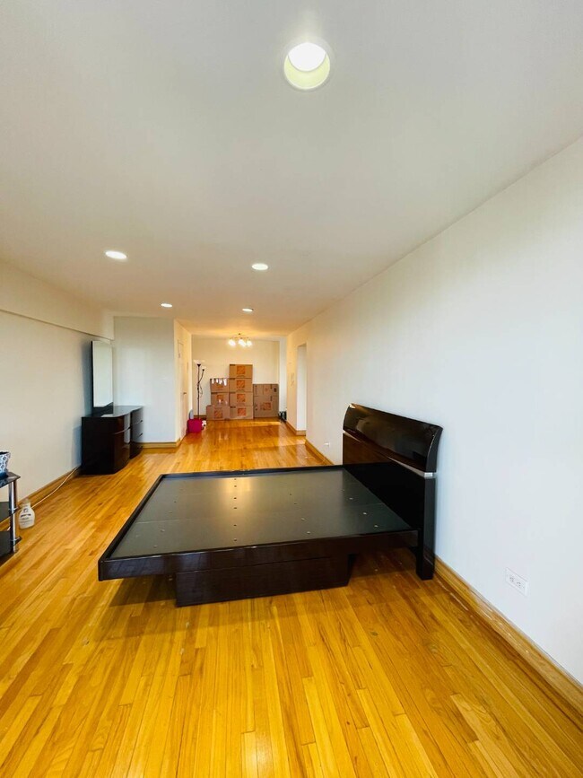 Foto del edificio - 2035 E 7th St