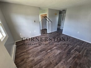 Building Photo - 410 Meade St