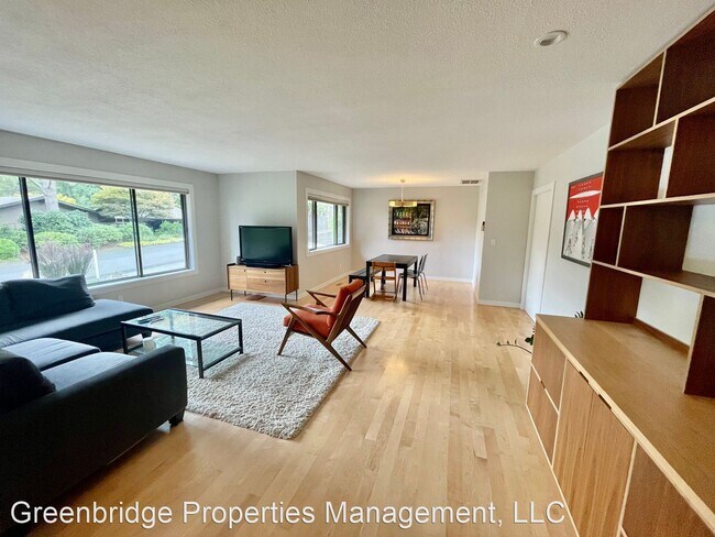 Building Photo - 3 br, 2 bath House - 3946 SW 44th Ave.